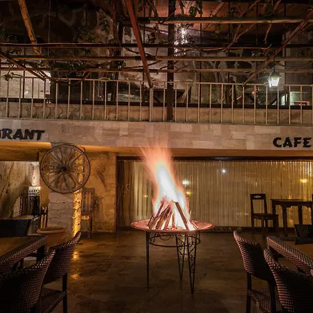 Hotel Bezirhane Cave 3*