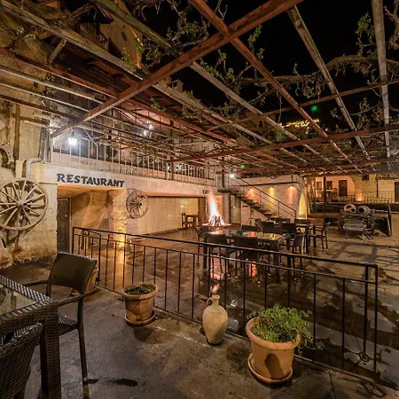 Hotel Bezirhane Cave