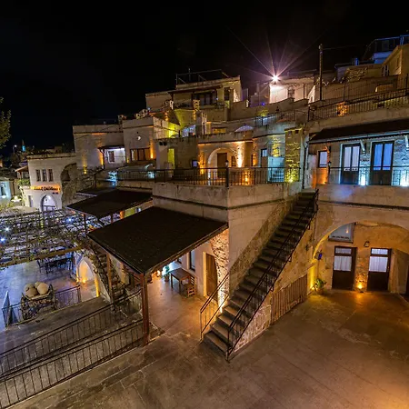 Hotel Bezirhane Cave 3*