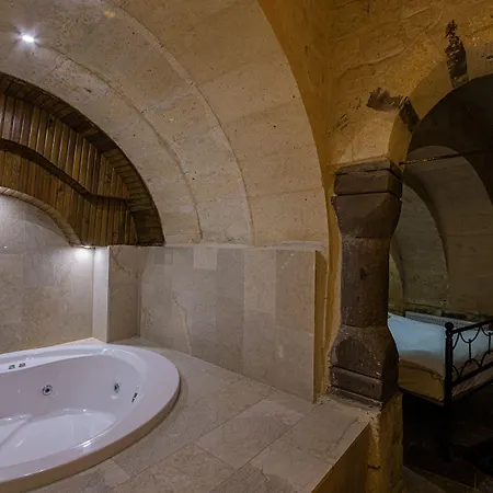 Bezirhane Cave Hotel 3*