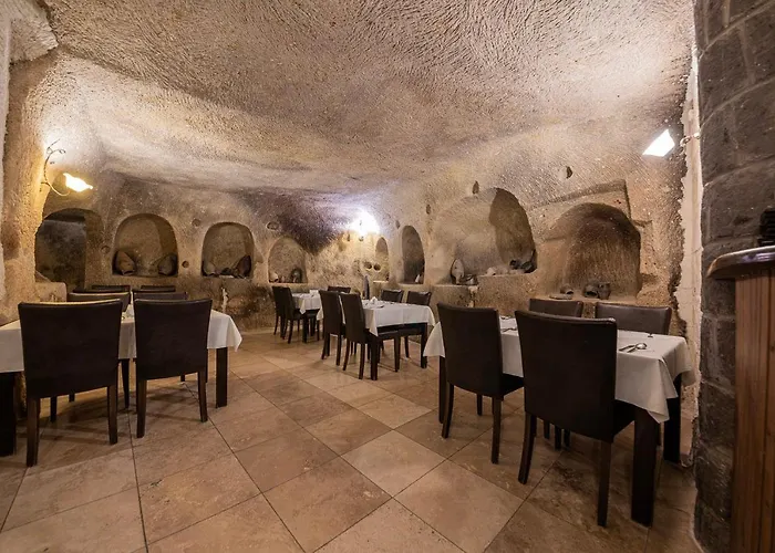 Bezirhane Cave 호텔 3*